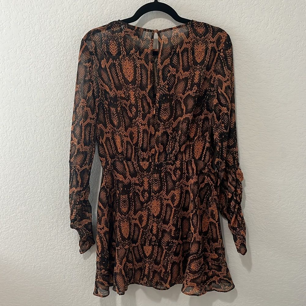 FINDERS KEEPERS Snake Print Short LANA Mini Dress Tan Brown, Size 6 - Picture 8 of 11